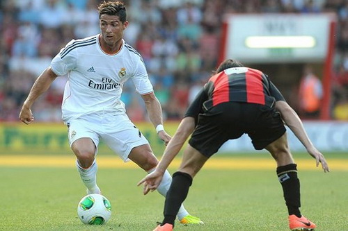 Cải chính: Mirror bình chọn 10 trận giao hữu kỳ quặc nhất