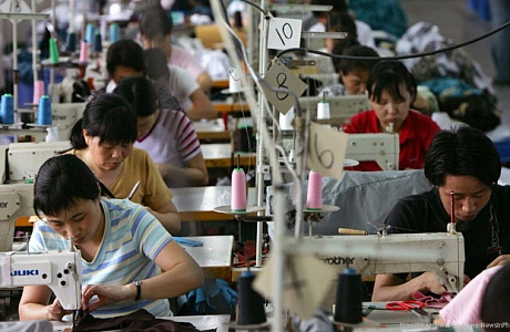 140 người TQ may giày giả thương hiệu nổi tiếng ở Chelyabinsk