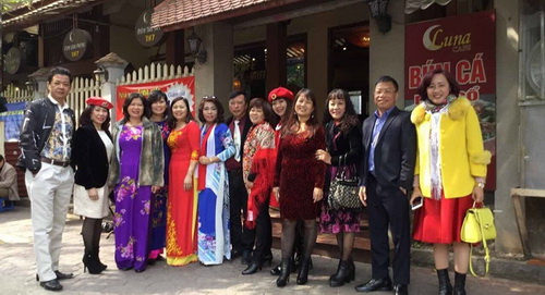 Đôi bờ đâu cách xa…