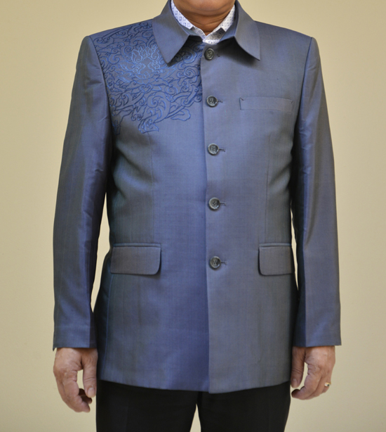 Họa tiết hoa sen tạo điểm nhấn trên trang phục nguyên thủ tại APEC 2017