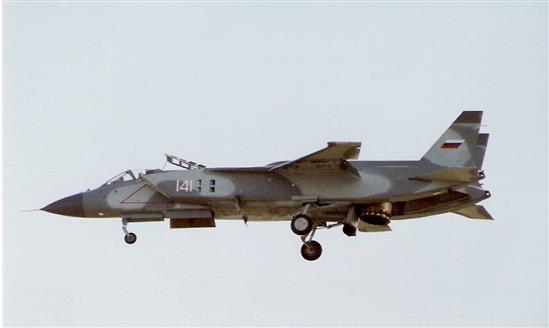 [Infographic] Trước khi người Mỹ tự hào về F-35B thì người Nga đã làm được điều như thế với Yak-141