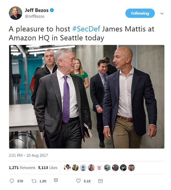 Ông Trump khiến tỷ phú soán ngôi Bill Gates mất cả tỷ USD