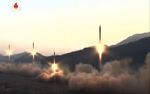Triều Tiên phóng 3 quả tên lửa tầm ngắn nhưng đều thất bại