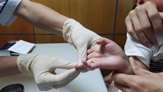 Nước mắt đại gia Hà Nội sau 4 lần gõ cửa trung tâm ADN