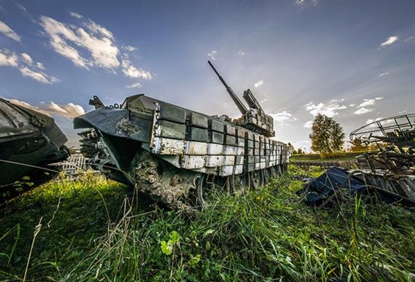 Dàn vũ khí khủng bị lãng quên giữa rừng sâu của Nga