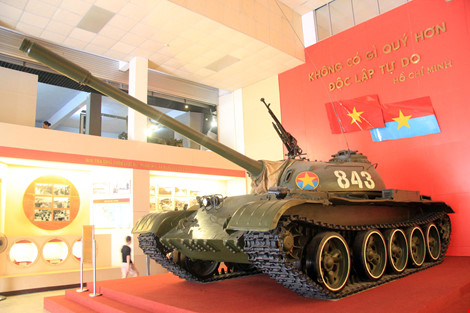 Hai chiếc xe tăng đầu tiên tiến vào Dinh Độc Lập giờ ra sao?