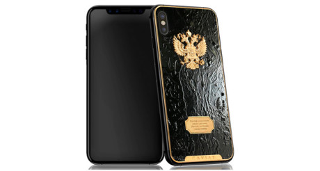 Bạn có đặt mua iPhone X 4500 USD mạ vàng, đính đá thiên thạch, chất liệu dành cho khung máy bay, tên lửa và xe tăng?