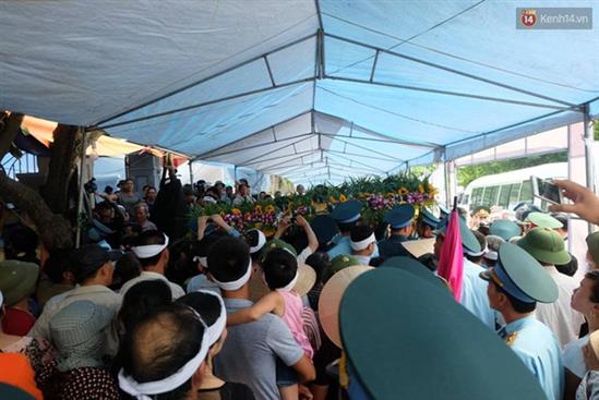 Linh cữu Đại tá Trần Quang Khải đã về tới quê hương Bắc Giang