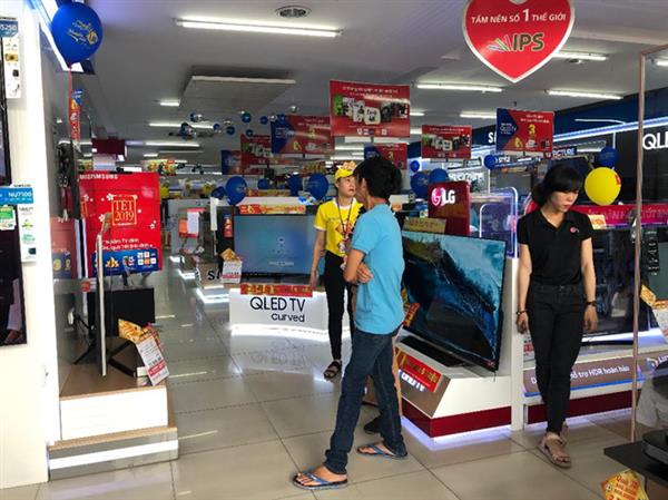 Người Việt chi gần 10 tỉ USD mua hàng điện máy, điện thoại