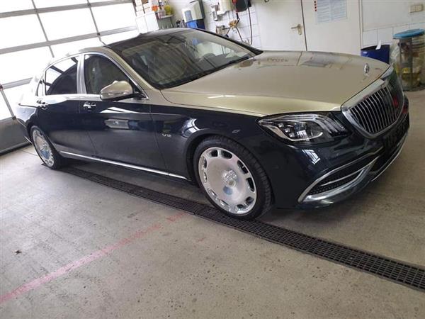 Hàng hiếm Mercedes-Maybach S650 2019 ngoại thất 2 tông màu chuẩn bị về Việt Nam