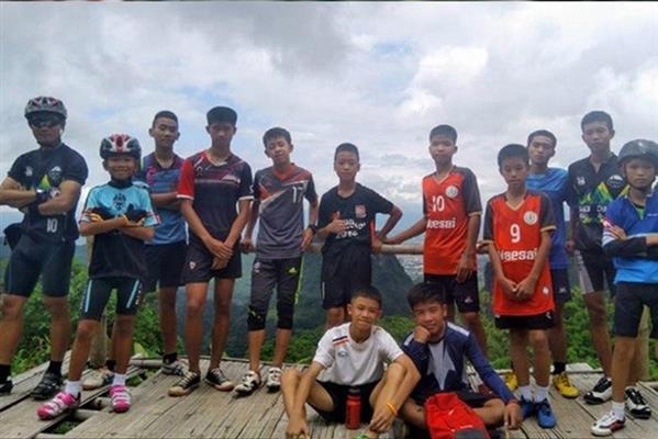 Đội bóng nhí Thái Lan sẽ được đến Nga xem chung kết World Cup 2018