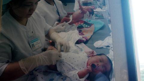 6 ngày Tết, 13.450 'rồng con' chào đời