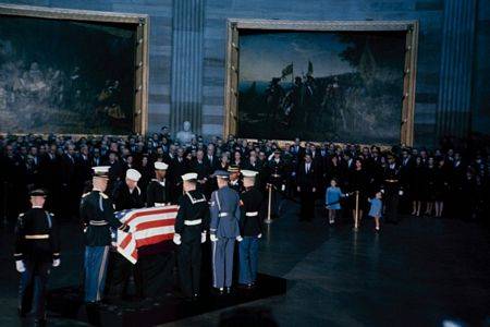 Ảnh chưa từng công bố về lễ tang John F. Kennedy