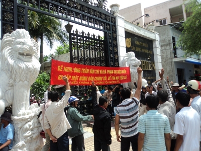 Vợ nguyên bí thư tỉnh ủy đòi nợ Công ty Bình An