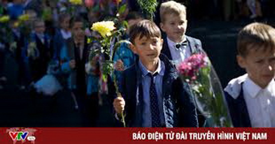 Học sinh Nga đón ngày khai trường