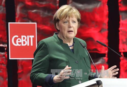 Đức bất ngờ muốn hủy bỏ lệnh trừng phạt Nga