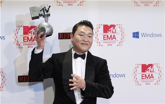 Chặng đường thành công không trải hoa hồng của 'chủ hit' Gangnam Style