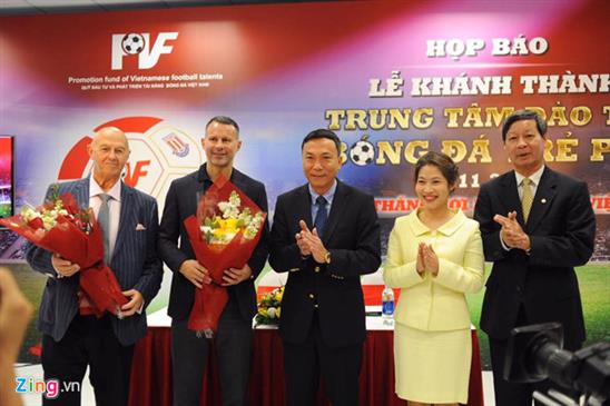 Ryan Giggs muốn giúp Việt Nam thực hiện ước mơ World Cup