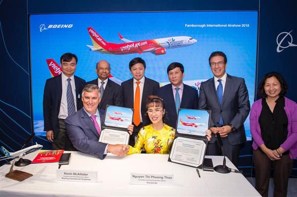 Vietjet ký hợp đồng gần 13 tỷ USD mua 100 máy bay của Boeing