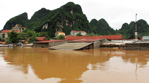 Lũ dữ đổ về, Quảng Bình giữa mênh mông biển nước