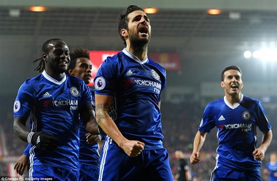 Thắng 10 trận liên tiếp, Chelsea trỗi dậy từ bóng tối
