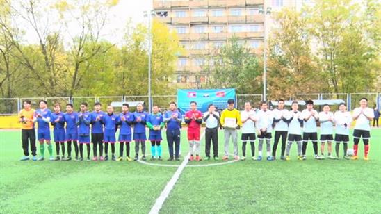 Giao lưu bóng đá chào mừng năm đoàn kết hữu nghị Việt Nam - Lào