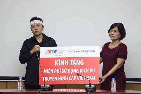 Sao chà đạp lên nỗi đau để PR?