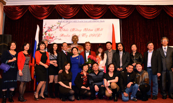 Ca nhạc mừng Xuân trên đất nước Nga