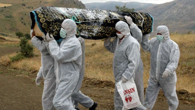 10 người Việt đang trong vùng có dịch Ebola