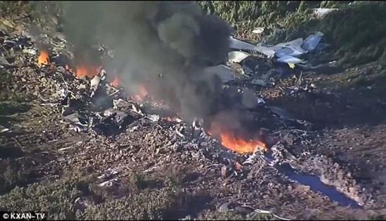 Máy bay quân sự Mỹ rơi, ít nhất 16 người chết