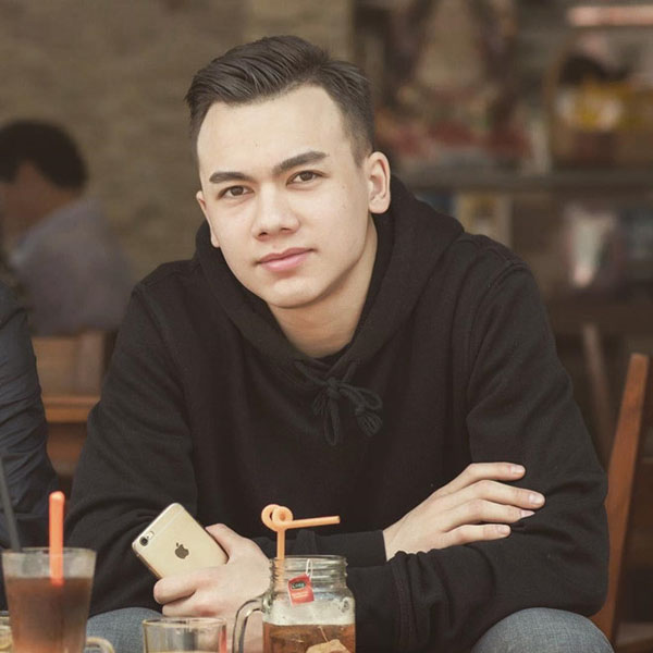 Tân binh của đội bóng Hải Phòng lai Việt - Nga, đẹp trai như hot boy