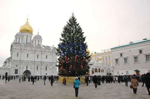 Moskva: Khánh thành Cây thông chính cho Lễ Năm mới của Nước Nga