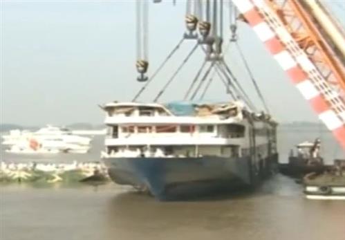 Số người thiệt mạng trong vụ chìm tàu ở Trung Quốc lên con số 396