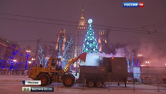 Moskva chống chọi với bão tuyết: chậm mà chắc