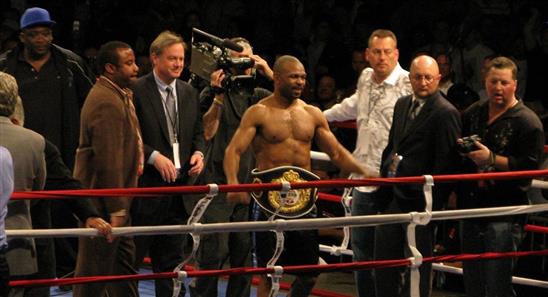 Võ sĩ quyền Anh người Mỹ nộp đơn xin quốc tịch Nga