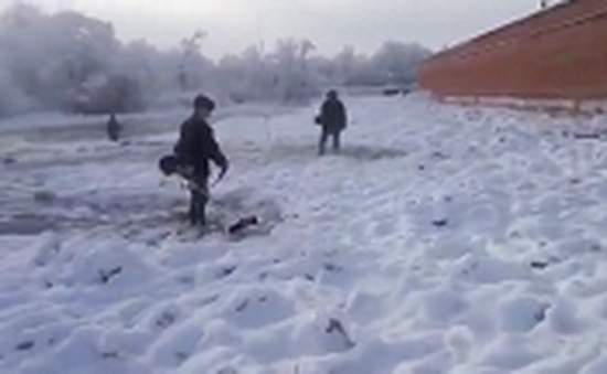 Video: Những kiểu dọn tuyết không giống ai của Quân đội Nga