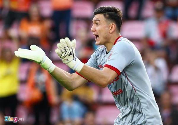 Văn Lâm lọt vào đội hình tiêu biểu vòng 19 Thai League
