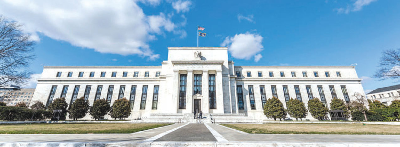 Fed: hạ cánh giữa làn sương mù