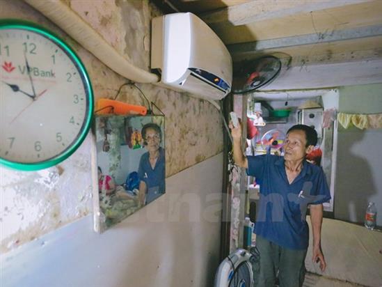 Hà Nội: Ông già 