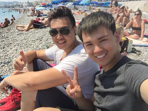 Một ca sĩ Việt dũng cảm cứu người suýt chết đuối ở Pháp