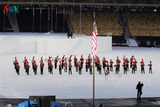 Cận cảnh khai mạc SEA Games 29: Bukit Jalil sôi động và rực rỡ sắc màu