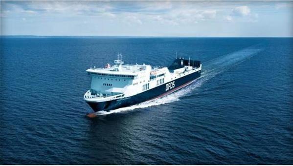 Phà chở hơn 335 người bốc cháy ngoài khơi Kaliningrad thuộc Nga