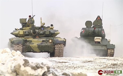 Báo Mỹ trầm trồ trước xe tăng T-90 Việt Nam vừa nhận