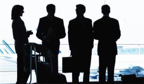 Nhân viên công ty nhà nước được khuyến nghị từ chối các chuyến đi nước ngoài