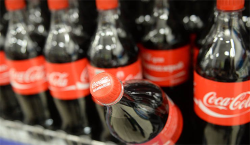 Nga muốn hạn chế việc bán nước ngọt có ga cho trẻ em