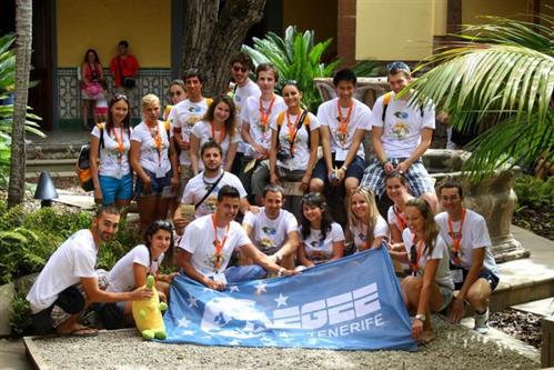 9x Việt biết 5 thứ tiếng, đặt chân lên gần 40 quốc gia