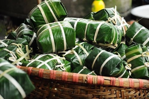 Tết nhất – kẻ mong, người trốn