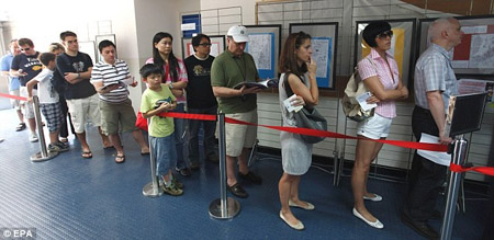 Tham gia ứng cử Hội đồng địa phương tại Pháp: Khẳng định vị trí của người Việt (26/03/2014)