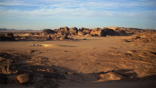 Máy bay vận tải của Ukraine rơi xuống vùng sa mạc ở Algeria