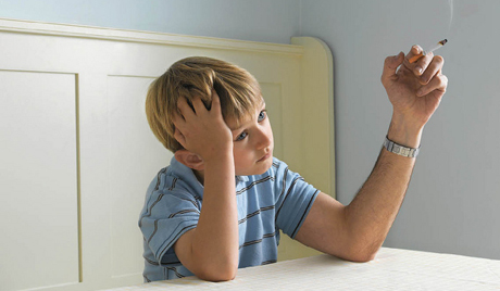 Học sinh phổ thông Nga từ 10 tuổi trở lên sẽ bị kiểm tra về việc hút thuốc lá